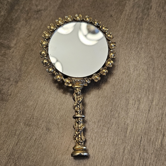 Vintage ornate vanity/purse mirror - Picture 2 of 7